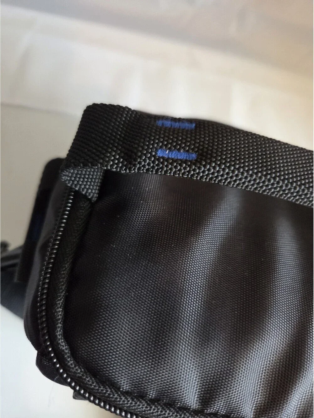 Case Logic SLR Zoom Camera & Lens Holster Bag w/ Hard Bottom And Strap SC4